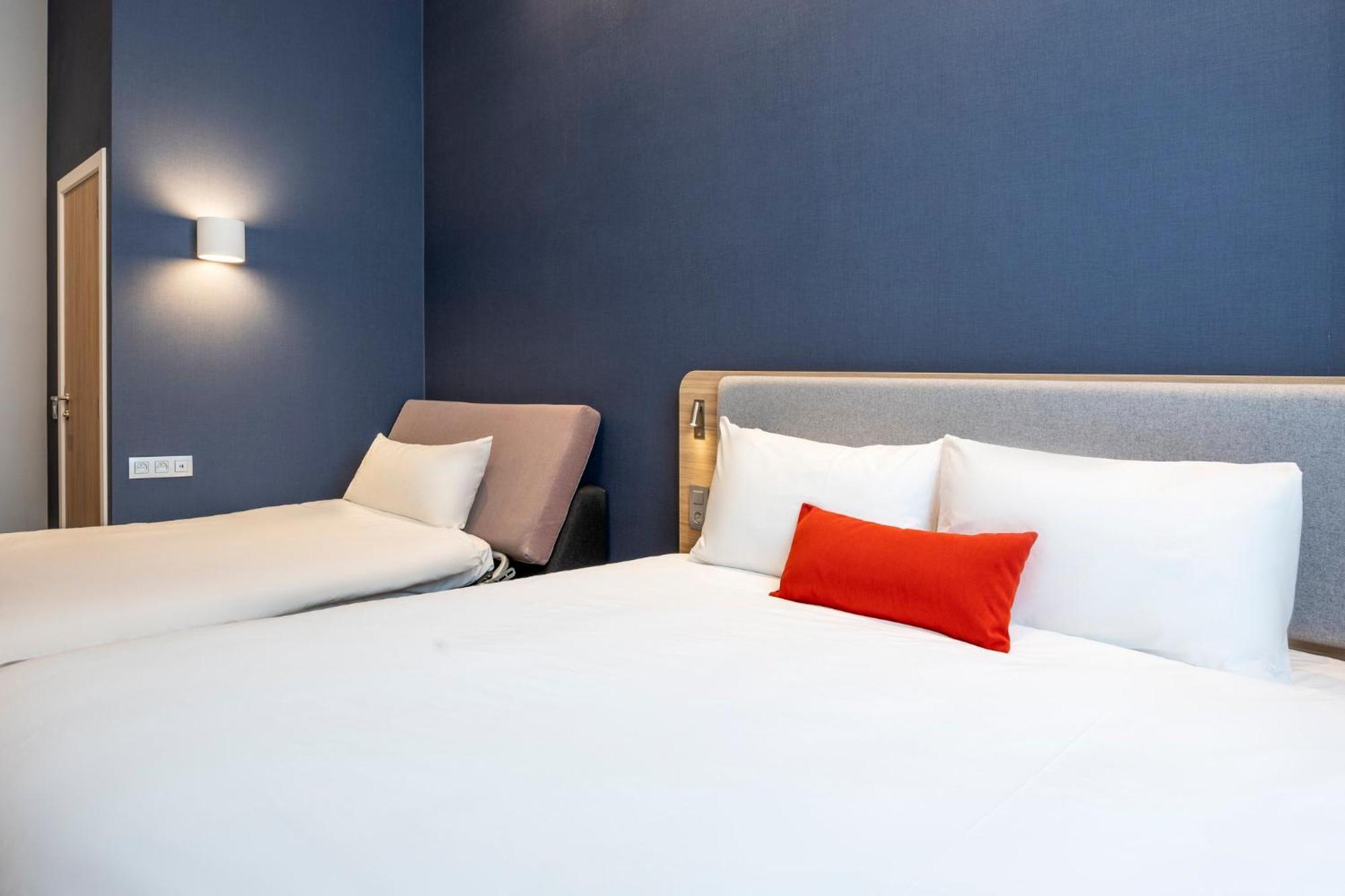 Holiday Inn Express Antwerp - City Centre By Ihg Eksteriør billede