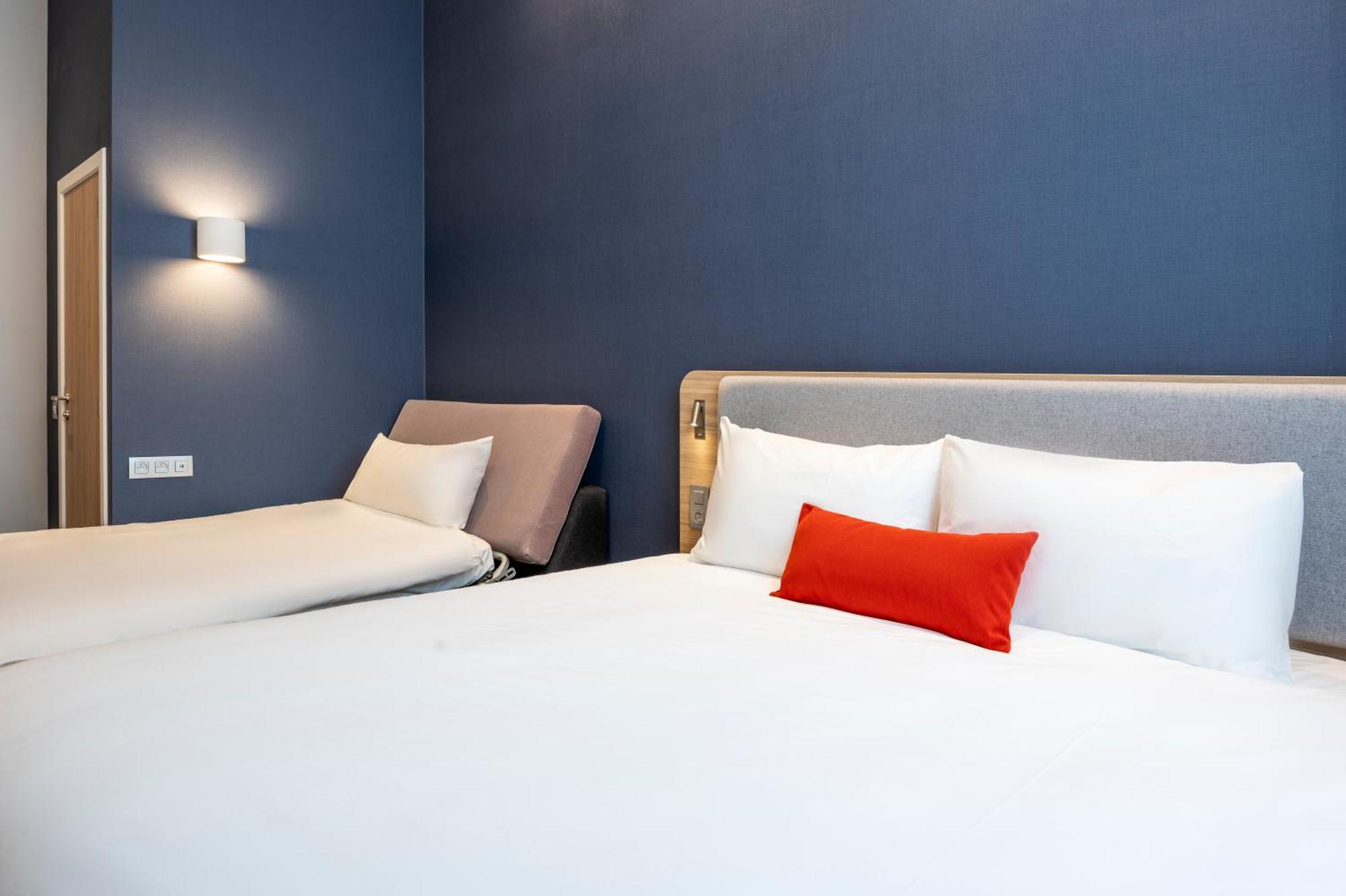 Holiday Inn Express Antwerp - City Centre By Ihg Eksteriør billede