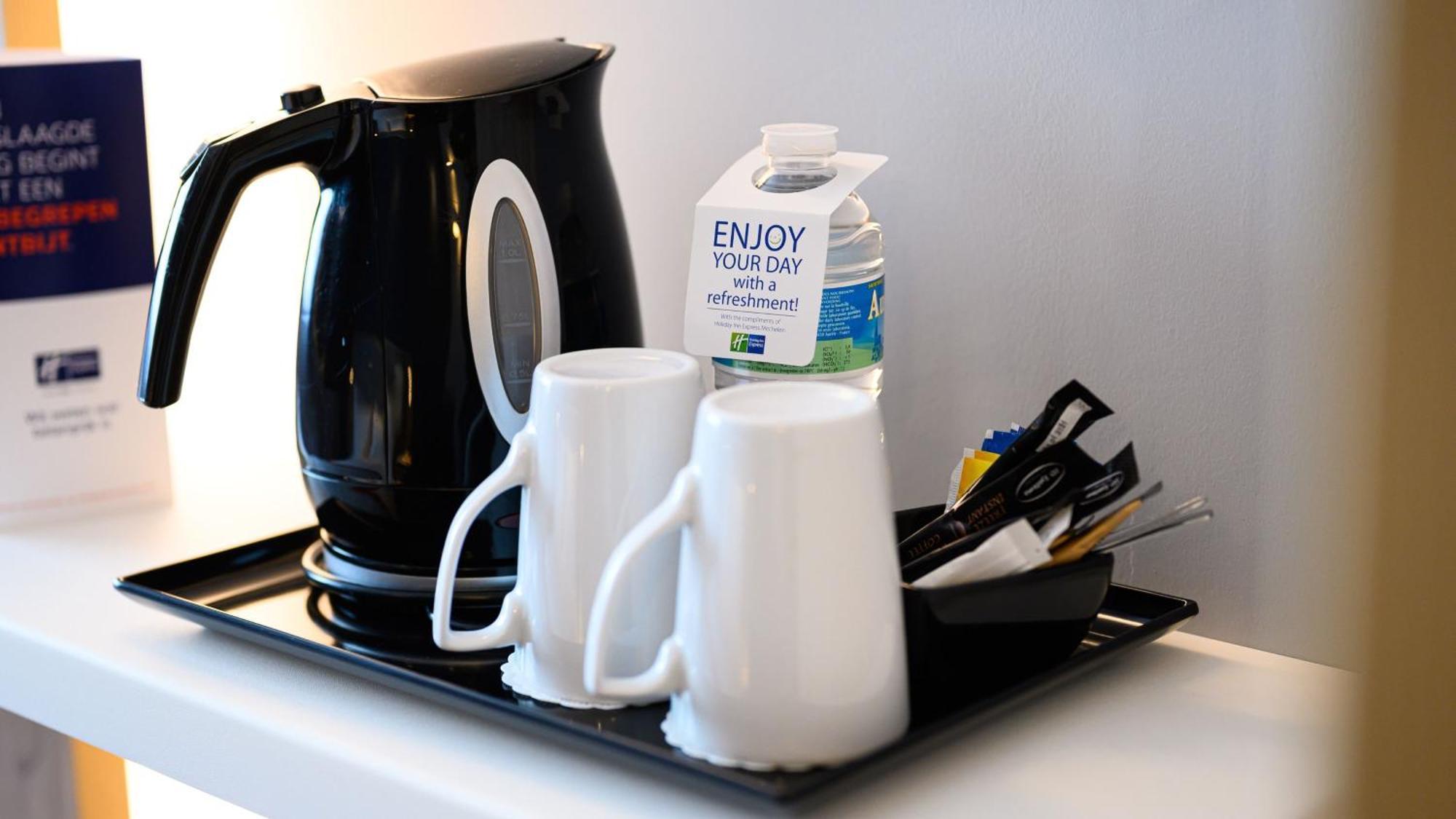 Holiday Inn Express Antwerp - City Centre By Ihg Eksteriør billede