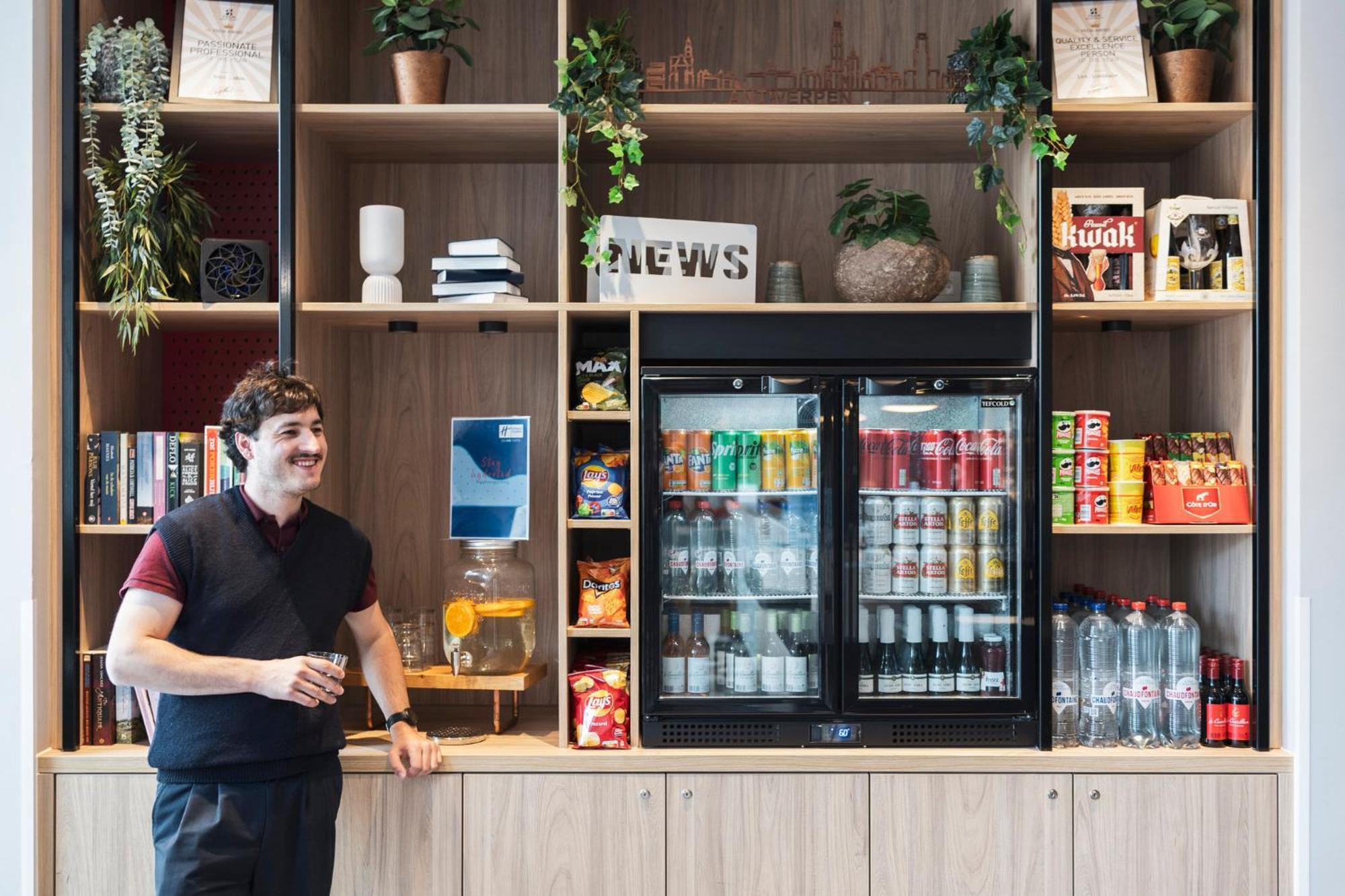 Holiday Inn Express Antwerp - City Centre By Ihg Eksteriør billede