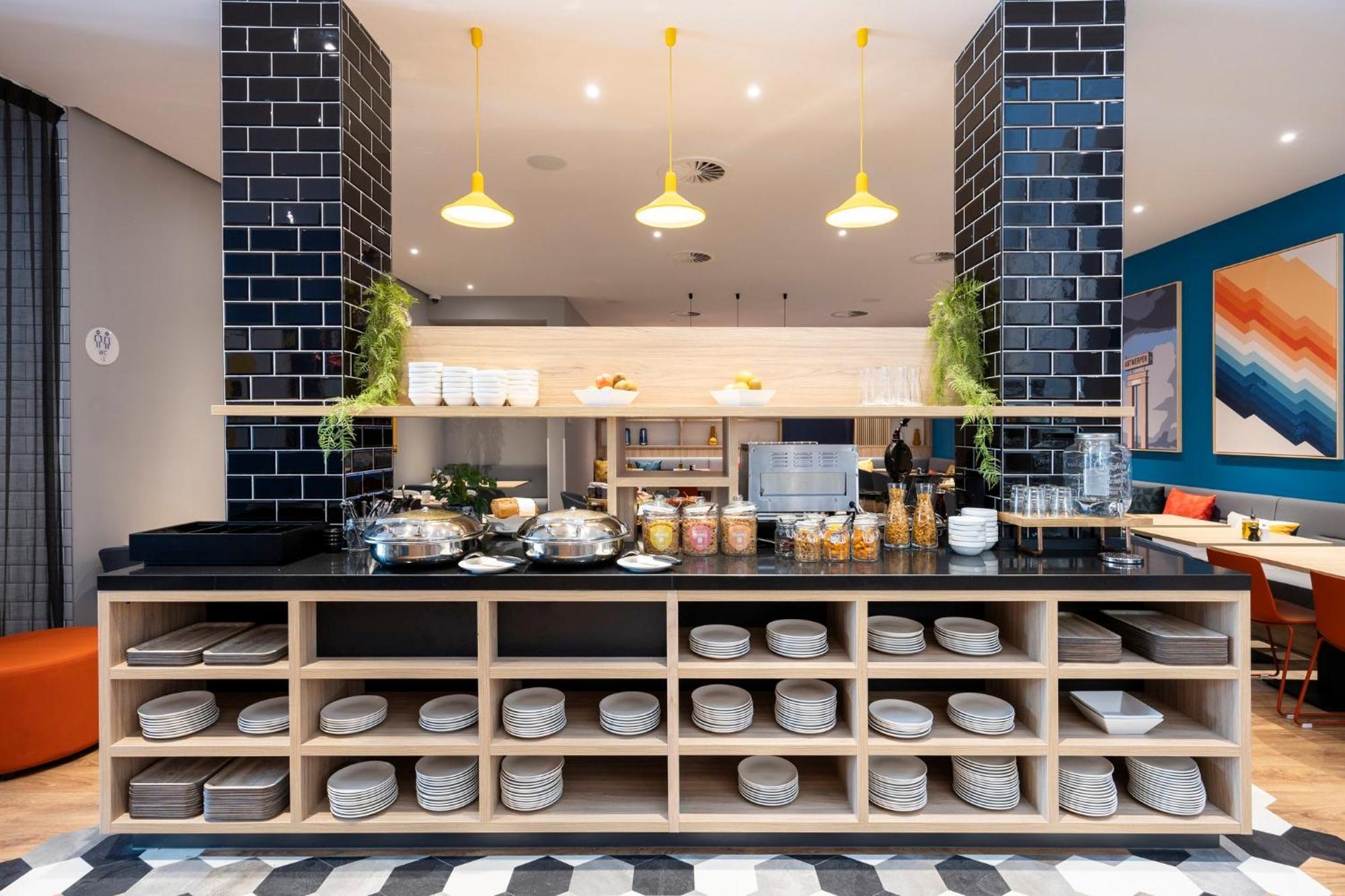 Holiday Inn Express Antwerp - City Centre By Ihg Eksteriør billede